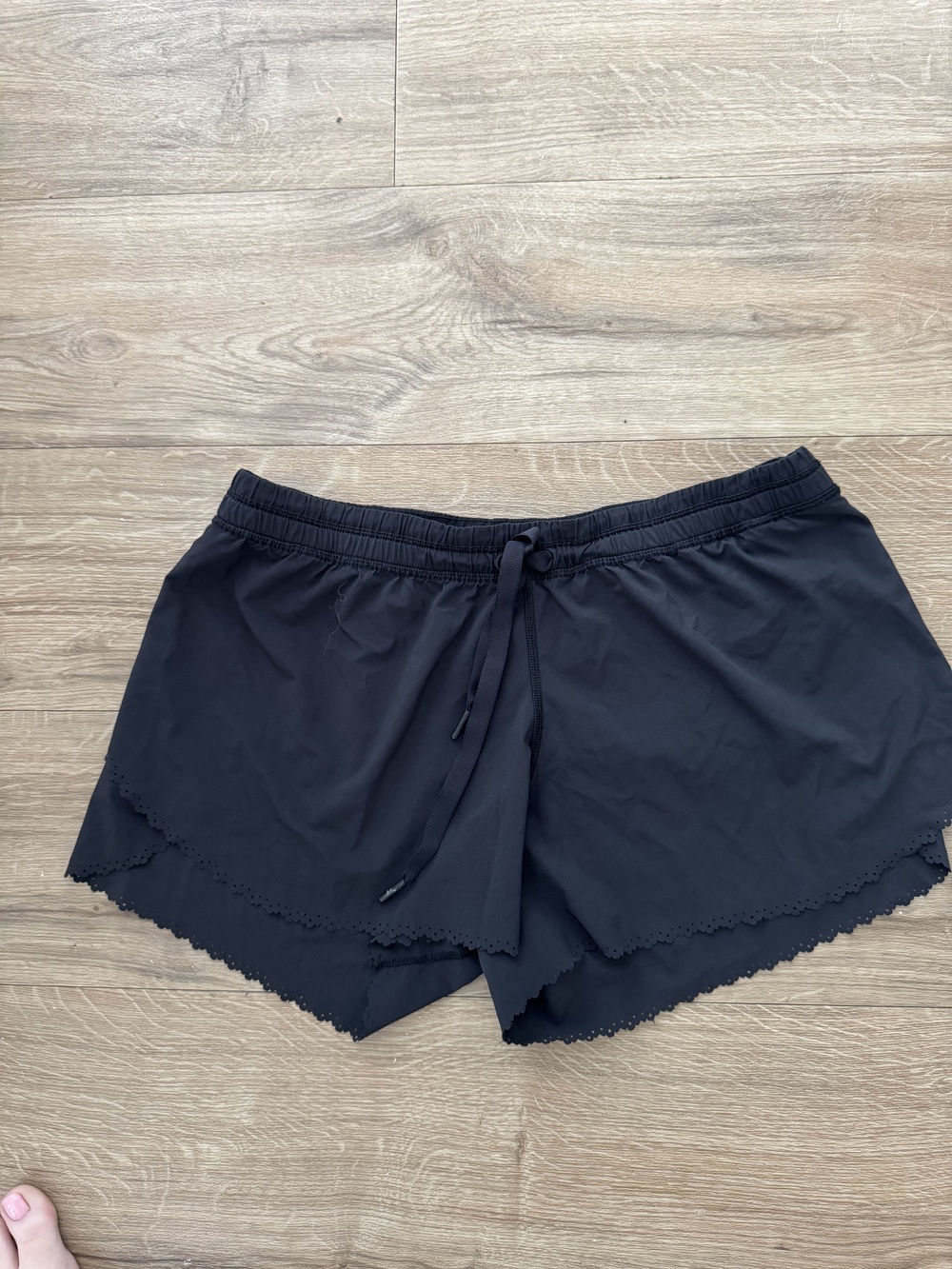 lululemon Hit It Short 3.5 Laser-Cut Scalloped Hem